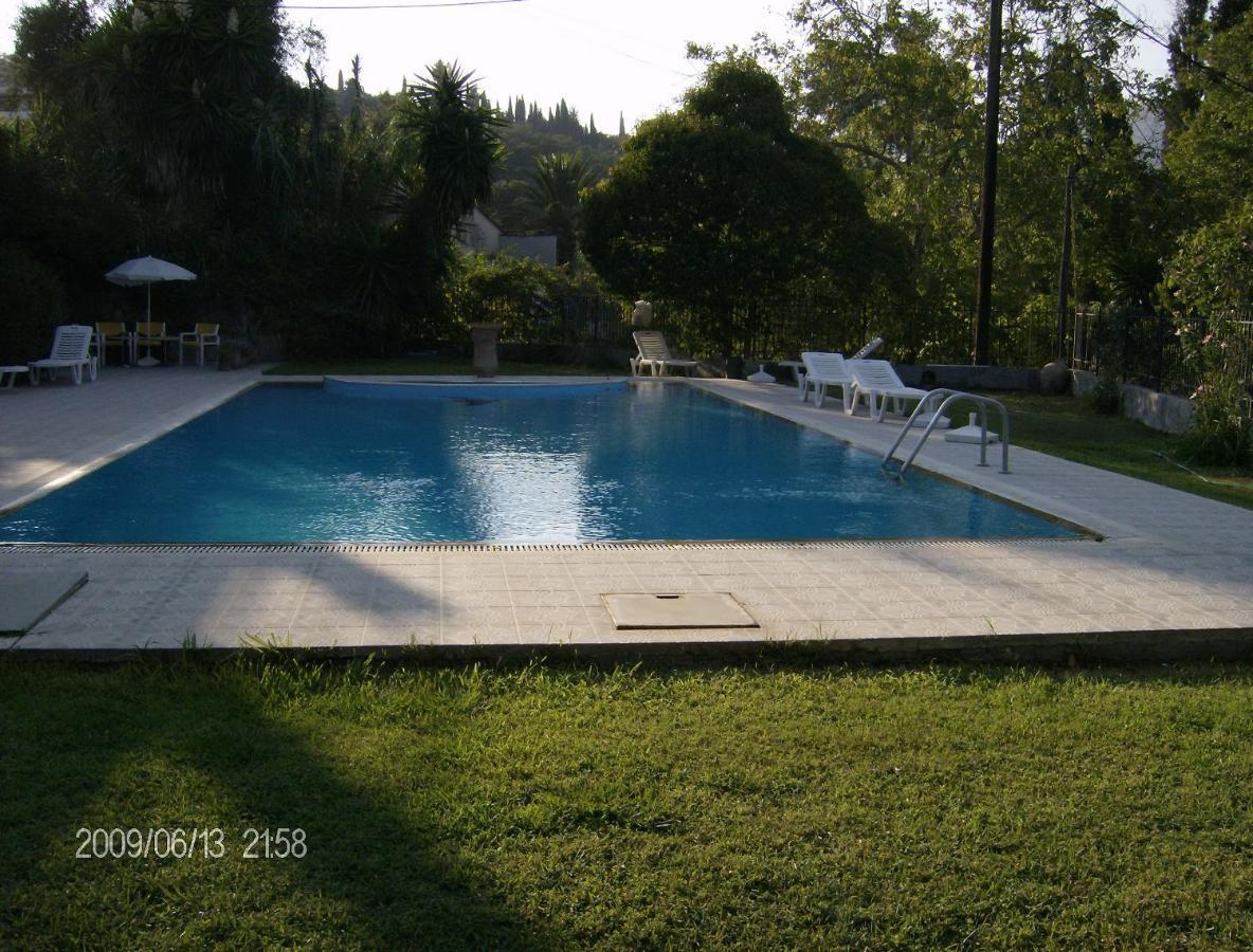 Stathis Apartments Dassia  Exterior foto